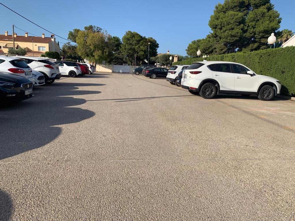 Apartamento Con Piscina Y Parking El Campello Buitenkant foto